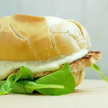 Imagen de Sandwich de no pollo a la crema