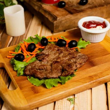 Imagen de Bife con ensalada